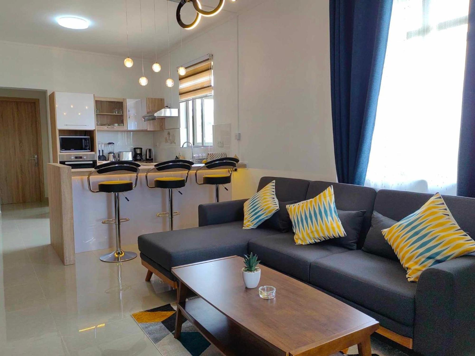 Apartment Cozy 2br Getaway - Stylish In