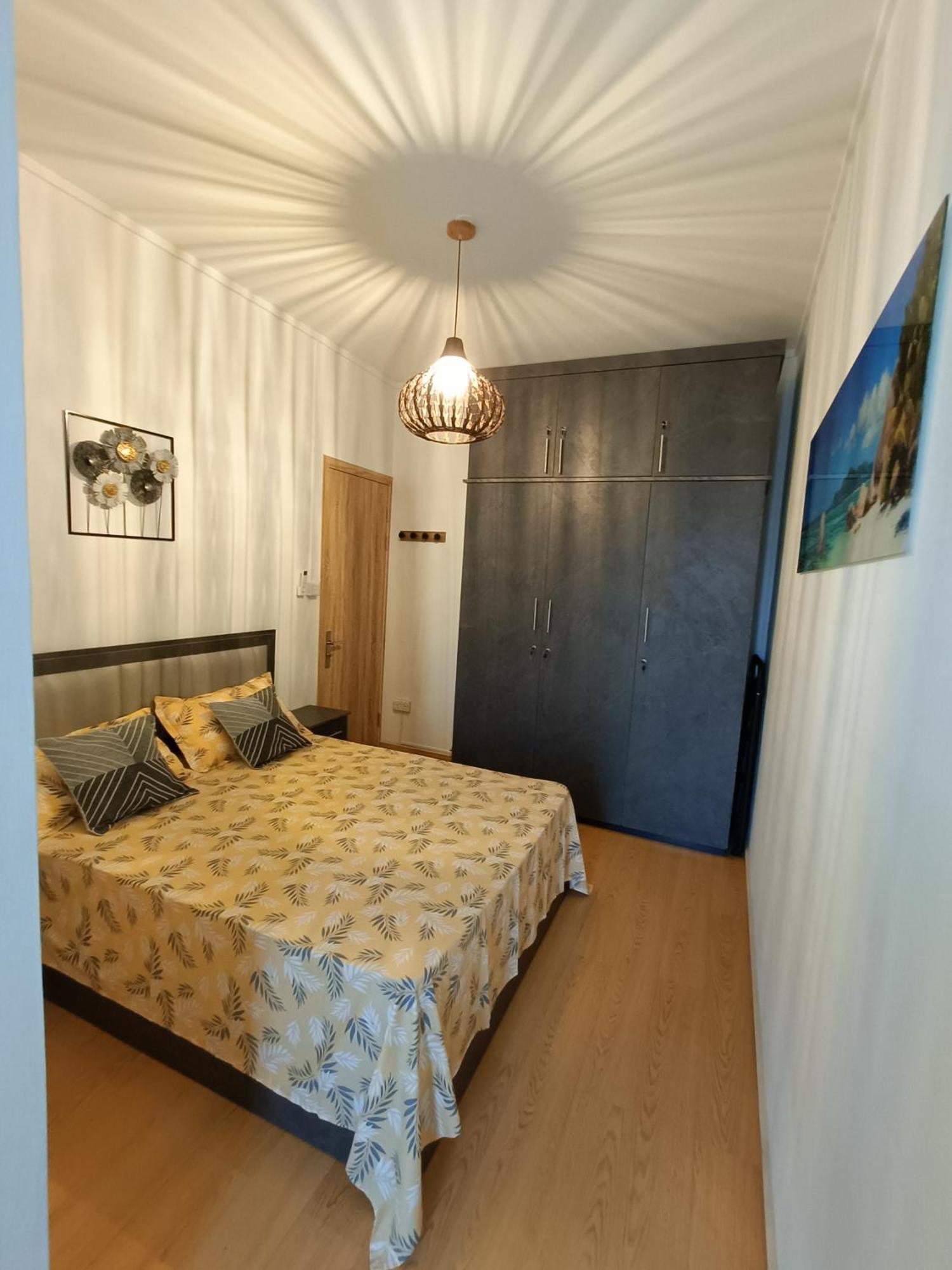 Cozy 2br Getaway - Stylish In
