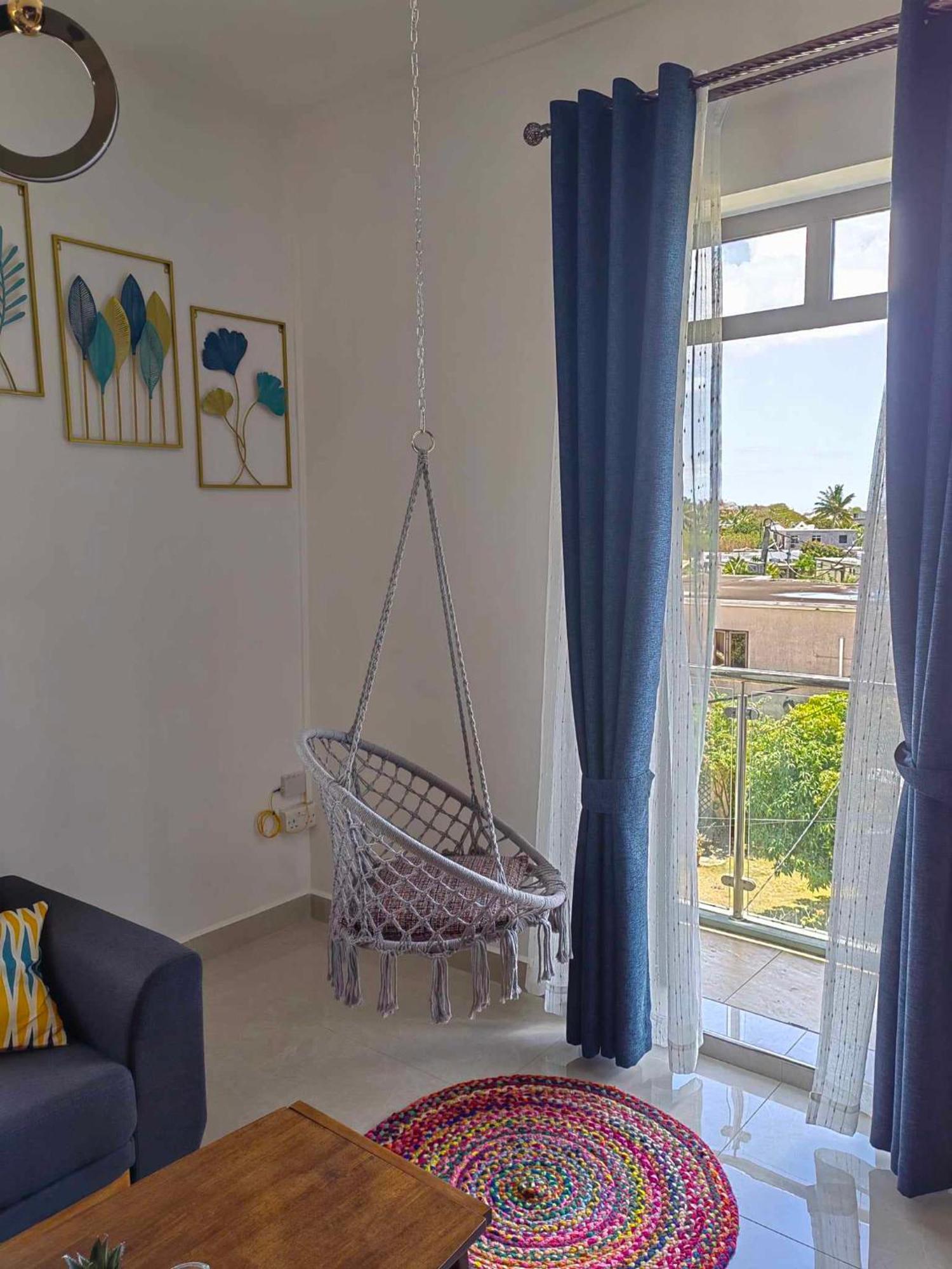 Apartment Cozy 2br Getaway - Stylish In *